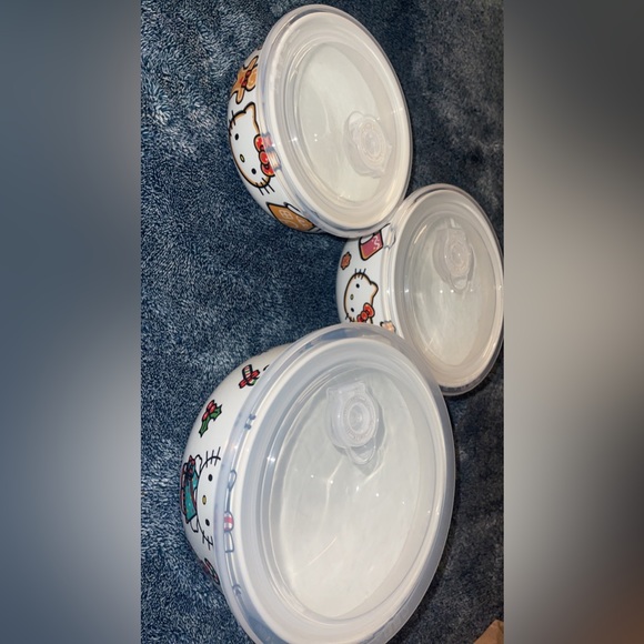 Hello Kitty Ceramic Tupperware Set - Picture 2 of 2